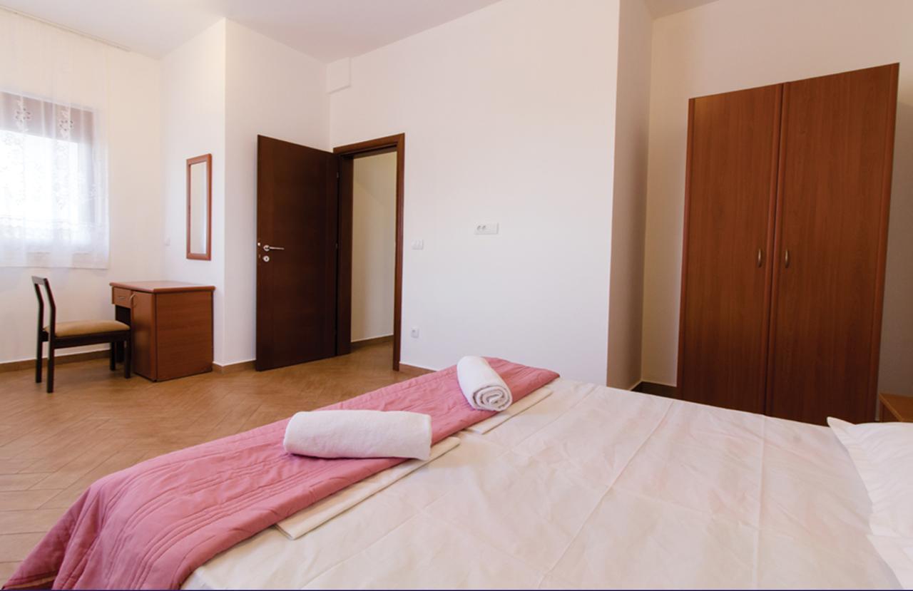 Apartments Kan Улцинь Экстерьер фото